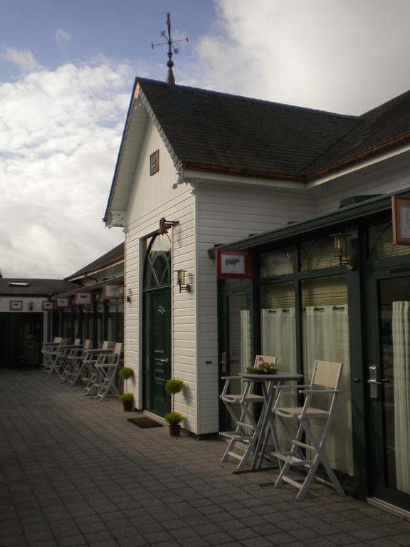 Hotel Le Manoir Aux Vaches Yvetot Zewnętrze zdjęcie